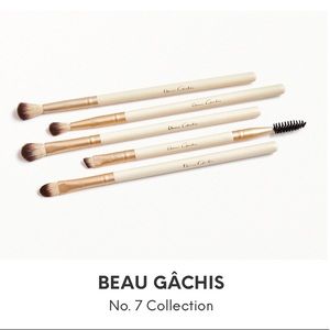 Makeup brush set - BRAND NEW!